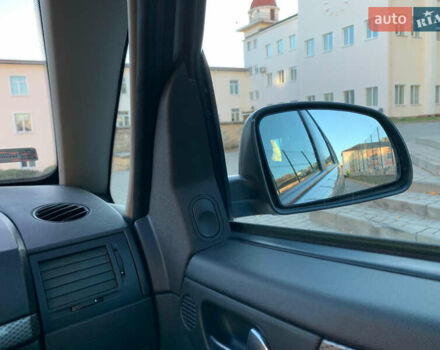 Серый Опель Мерива, объемом двигателя 1.6 л и пробегом 270 тыс. км за 4999 $, фото 44 на Automoto.ua