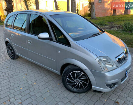 Серый Опель Мерива, объемом двигателя 1.6 л и пробегом 270 тыс. км за 4999 $, фото 9 на Automoto.ua