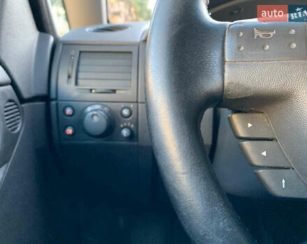 Серый Опель Мерива, объемом двигателя 1.6 л и пробегом 270 тыс. км за 4999 $, фото 33 на Automoto.ua