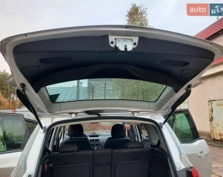 Серый Опель Мерива, объемом двигателя 1.69 л и пробегом 198 тыс. км за 7200 $, фото 14 на Automoto.ua