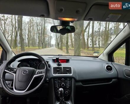 Сірий Опель Меріва, об'ємом двигуна 1.25 л та пробігом 178 тис. км за 5599 $, фото 17 на Automoto.ua