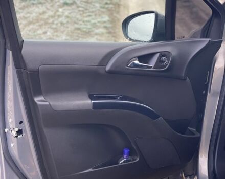 Сірий Опель Меріва, об'ємом двигуна 1.4 л та пробігом 220 тис. км за 4900 $, фото 19 на Automoto.ua