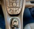 Серый Опель Мерива, объемом двигателя 1.69 л и пробегом 250 тыс. км за 5900 $, фото 27 на Automoto.ua
