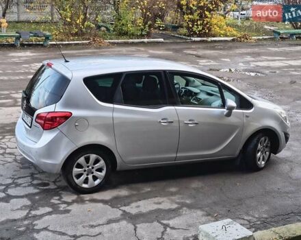 Серый Опель Мерива, объемом двигателя 1.69 л и пробегом 192 тыс. км за 7999 $, фото 13 на Automoto.ua