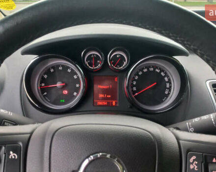 Сірий Опель Меріва, об'ємом двигуна 1.36 л та пробігом 206 тис. км за 6700 $, фото 13 на Automoto.ua