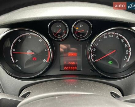 Серый Опель Мерива, объемом двигателя 1.3 л и пробегом 223 тыс. км за 6800 $, фото 24 на Automoto.ua