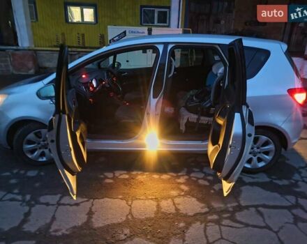 Серый Опель Мерива, объемом двигателя 1.69 л и пробегом 192 тыс. км за 7999 $, фото 11 на Automoto.ua