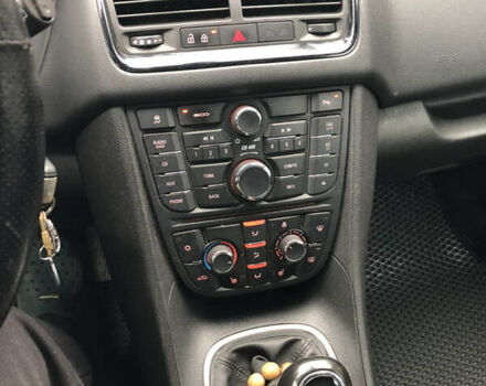 Серый Опель Мерива, объемом двигателя 1.25 л и пробегом 310 тыс. км за 7200 $, фото 8 на Automoto.ua