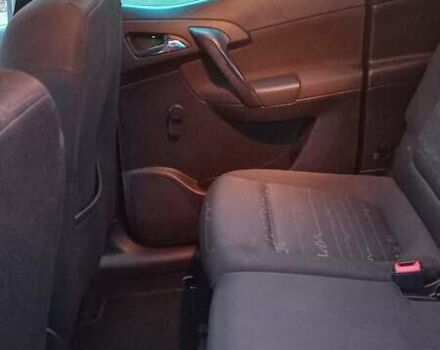 Серый Опель Мерива, объемом двигателя 1.7 л и пробегом 135 тыс. км за 7500 $, фото 3 на Automoto.ua