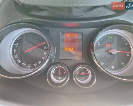 Серый Опель Мерива, объемом двигателя 1.69 л и пробегом 192 тыс. км за 7999 $, фото 16 на Automoto.ua