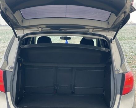 Сірий Опель Меріва, об'ємом двигуна 1.4 л та пробігом 220 тис. км за 4900 $, фото 5 на Automoto.ua