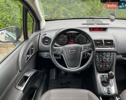 Серый Опель Мерива, объемом двигателя 1.3 л и пробегом 223 тыс. км за 6800 $, фото 18 на Automoto.ua