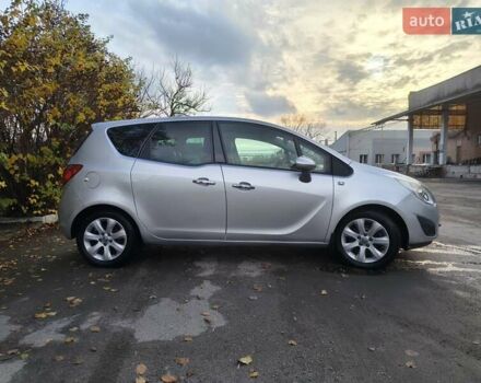 Серый Опель Мерива, объемом двигателя 1.69 л и пробегом 192 тыс. км за 7999 $, фото 1 на Automoto.ua