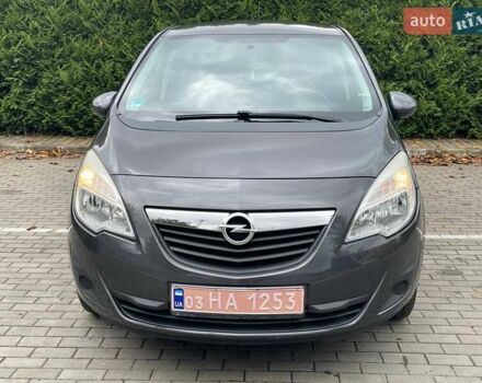 Серый Опель Мерива, объемом двигателя 1.3 л и пробегом 223 тыс. км за 6800 $, фото 1 на Automoto.ua