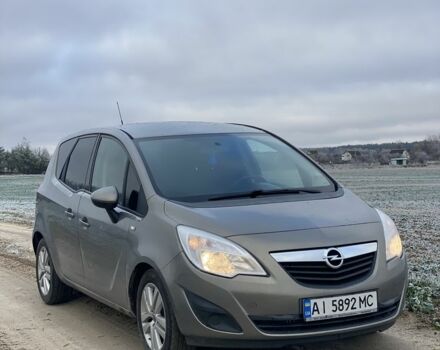 Сірий Опель Меріва, об'ємом двигуна 1.4 л та пробігом 220 тис. км за 4900 $, фото 2 на Automoto.ua