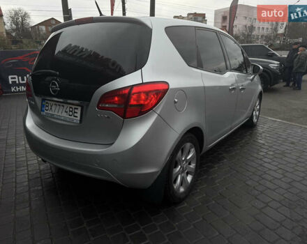 Серый Опель Мерива, объемом двигателя 1.25 л и пробегом 360 тыс. км за 4800 $, фото 4 на Automoto.ua