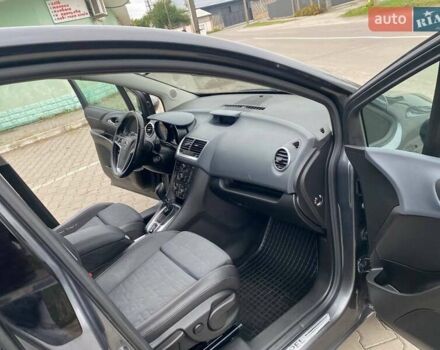 Серый Опель Мерива, объемом двигателя 1.36 л и пробегом 190 тыс. км за 8250 $, фото 14 на Automoto.ua