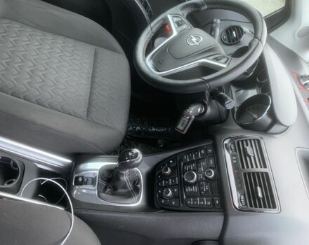 Серый Опель Мерива, объемом двигателя 1.4 л и пробегом 143 тыс. км за 7250 $, фото 7 на Automoto.ua