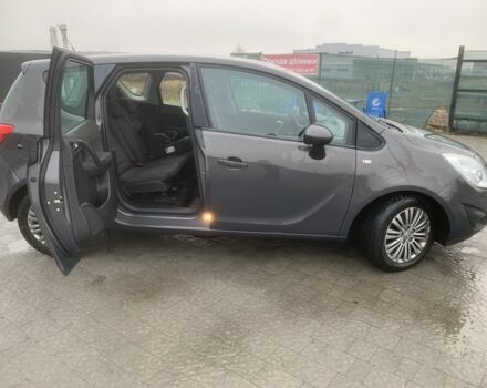 Серый Опель Мерива, объемом двигателя 1.4 л и пробегом 143 тыс. км за 7250 $, фото 5 на Automoto.ua