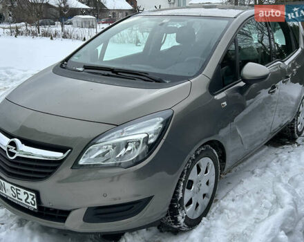 Серый Опель Мерива, объемом двигателя 1.4 л и пробегом 170 тыс. км за 8500 $, фото 4 на Automoto.ua