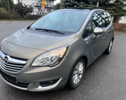 Серый Опель Мерива, объемом двигателя 1.6 л и пробегом 160 тыс. км за 8000 $, фото 3 на Automoto.ua