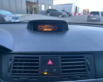 Серый Опель Мерива, объемом двигателя 1.8 л и пробегом 221 тыс. км за 5590 $, фото 27 на Automoto.ua