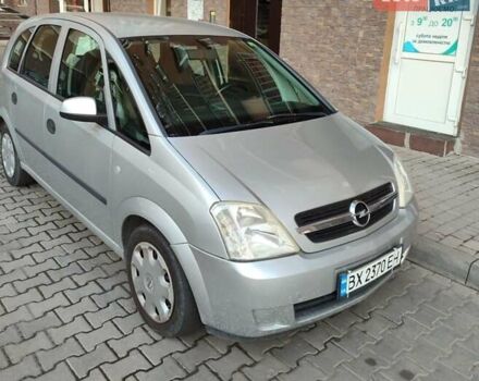 Серый Опель Мерива, объемом двигателя 1.6 л и пробегом 301 тыс. км за 3500 $, фото 2 на Automoto.ua