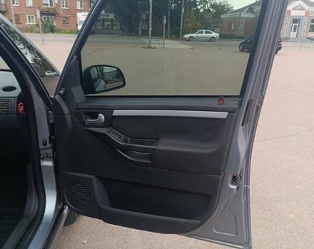 Серый Опель Мерива, объемом двигателя 1.6 л и пробегом 219 тыс. км за 4400 $, фото 17 на Automoto.ua