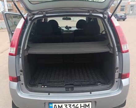 Серый Опель Мерива, объемом двигателя 1.6 л и пробегом 219 тыс. км за 4400 $, фото 8 на Automoto.ua