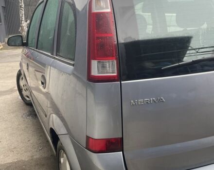 Сірий Опель Меріва, об'ємом двигуна 1.6 л та пробігом 210 тис. км за 4400 $, фото 3 на Automoto.ua