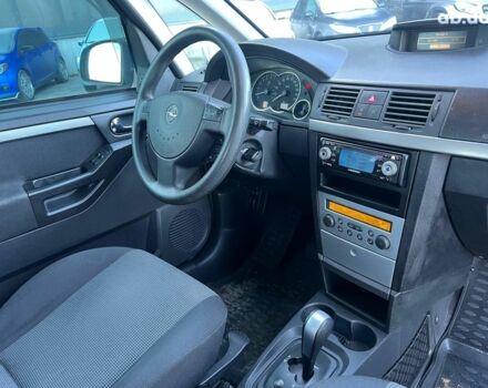 Серый Опель Мерива, объемом двигателя 1.8 л и пробегом 221 тыс. км за 5590 $, фото 39 на Automoto.ua