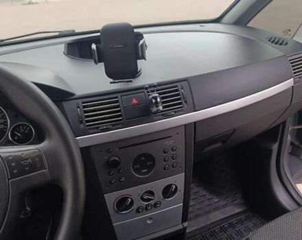 Серый Опель Мерива, объемом двигателя 1.6 л и пробегом 219 тыс. км за 4400 $, фото 11 на Automoto.ua