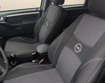 Серый Опель Мерива, объемом двигателя 1.6 л и пробегом 219 тыс. км за 4400 $, фото 13 на Automoto.ua