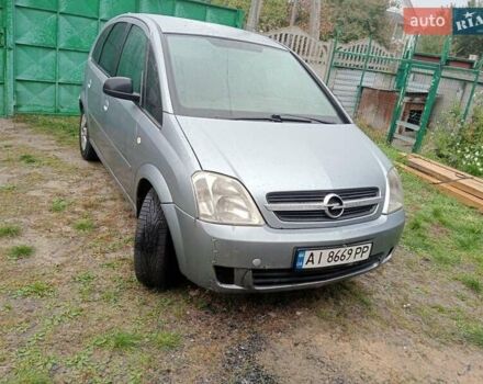 Опель Мерива 2004 в Киеве на Automoto.ua Серый Опель Мерива, объемом двигателя 1.7 л и пробегом 400 тыс. км за 2800 $, фото 5 на Automoto.ua