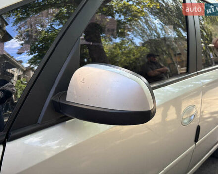 Опель Мерива 2005 в Николаеве на Automoto.ua Серый Опель Мерива, объемом двигателя 1.8 л и пробегом 250 тыс. км за 4120 $, фото 4 на Automoto.ua