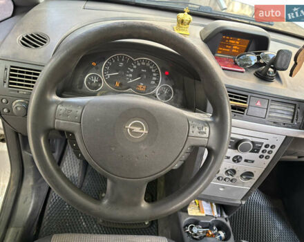 Опель Мерива 2005 в Николаеве на Automoto.ua Серый Опель Мерива, объемом двигателя 1.8 л и пробегом 250 тыс. км за 4120 $, фото 18 на Automoto.ua