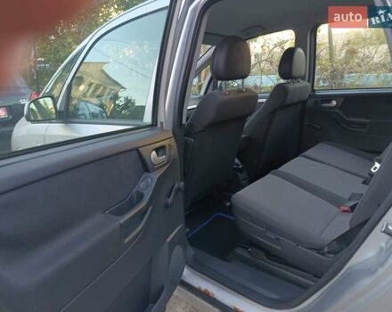 Серый Опель Мерива, объемом двигателя 1.6 л и пробегом 214 тыс. км за 3798 $, фото 32 на Automoto.ua