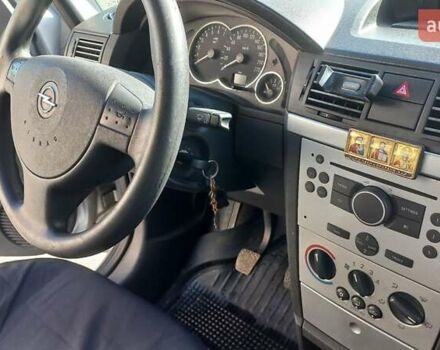 Сірий Опель Меріва, об'ємом двигуна 1.4 л та пробігом 238 тис. км за 4100 $, фото 7 на Automoto.ua