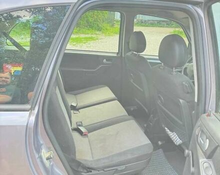 Сірий Опель Меріва, об'ємом двигуна 1.36 л та пробігом 180 тис. км за 3400 $, фото 11 на Automoto.ua