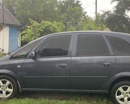 Серый Опель Мерива, объемом двигателя 1.6 л и пробегом 244 тыс. км за 3550 $, фото 5 на Automoto.ua