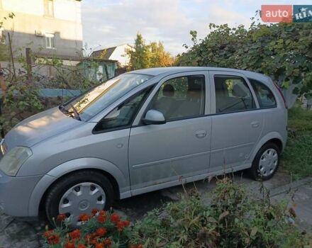 Серый Опель Мерива, объемом двигателя 1.6 л и пробегом 214 тыс. км за 3798 $, фото 11 на Automoto.ua