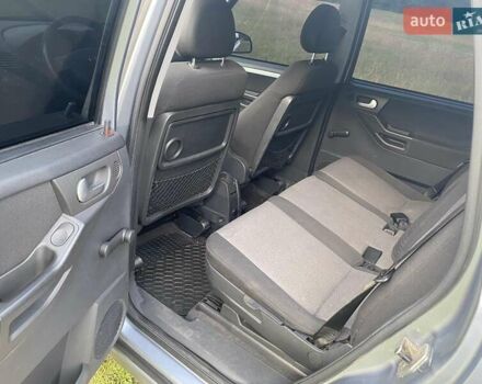 Серый Опель Мерива, объемом двигателя 1.36 л и пробегом 280 тыс. км за 3350 $, фото 3 на Automoto.ua