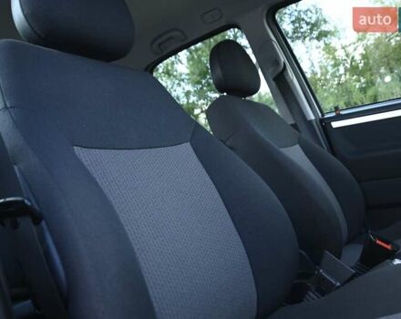 Опель Мерива 2006 в Бердичеве на Automoto.ua Серый Опель Мерива, объемом двигателя 1.6 л и пробегом 128 тыс. км за 4400 $, фото 36 на Automoto.ua