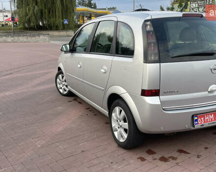 Сірий Опель Меріва, об'ємом двигуна 1.6 л та пробігом 170 тис. км за 4750 $, фото 2 на Automoto.ua