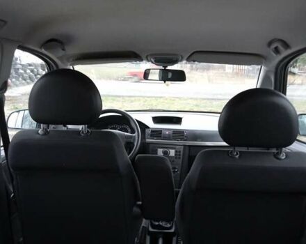 Серый Опель Мерива, объемом двигателя 1.6 л и пробегом 150 тыс. км за 4900 $, фото 6 на Automoto.ua