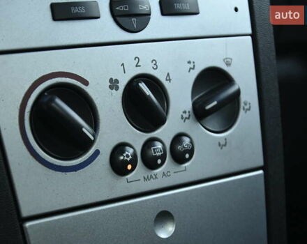 Опель Мерива 2006 в Бердичеве на Automoto.ua Серый Опель Мерива, объемом двигателя 1.6 л и пробегом 128 тыс. км за 4400 $, фото 20 на Automoto.ua