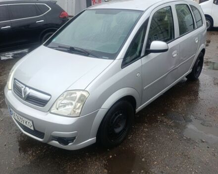 Сірий Опель Меріва, об'ємом двигуна 1.6 л та пробігом 214 тис. км за 4400 $, фото 2 на Automoto.ua