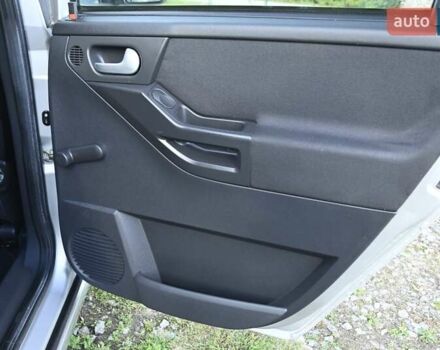 Опель Мерива 2006 в Бердичеве на Automoto.ua Серый Опель Мерива, объемом двигателя 1.6 л и пробегом 128 тыс. км за 4400 $, фото 31 на Automoto.ua