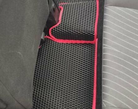 Серый Опель Мерива, объемом двигателя 1.6 л и пробегом 228 тыс. км за 4950 $, фото 14 на Automoto.ua