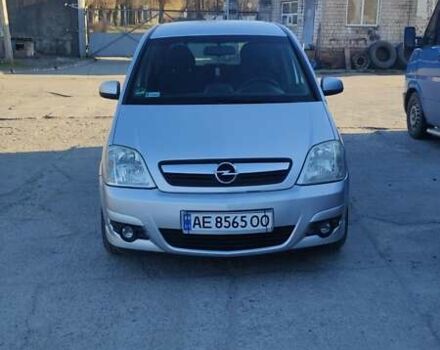 Серый Опель Мерива, объемом двигателя 1.6 л и пробегом 228 тыс. км за 4950 $, фото 12 на Automoto.ua